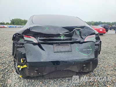 Zdjęcie 6 z 14 samochodu: 2025 TESLA MODEL Y VIN:7SAYGAEE1SF236169 - miniatura