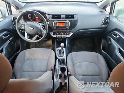 Zdjęcie 8 z 12 samochodu: 2016 KIA RIO LX VIN:KNADM4A30G6597418 - miniatura