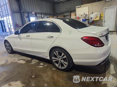 Drugie zdjęcie samochodu z przodu: 2015 MERCEDES-BENZ C 300 4MATIC VIN:55SWF4KB1FU062787 - miniatura
