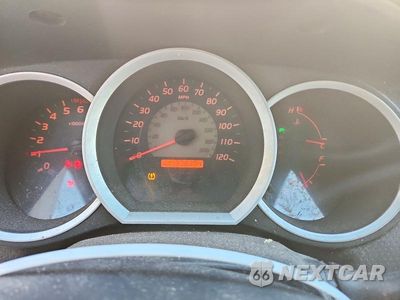 Zdjęcie 9 z 13 samochodu: 2008 TOYOTA TACOMA BASE VIN:5TENX22N08Z478274 - miniatura