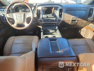Zdjęcie 8 z 12 samochodu: 2017 GMC SIERRA K1500 DENALI VIN:3GTU2PEJ4HG194254 - miniatura