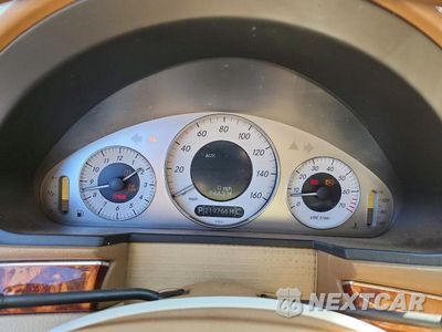 Zdjęcie 9 z 13 samochodu: 2009 MERCEDES-BENZ E-CLASS E350 VIN:WDBUF56X99B426111 - miniatura