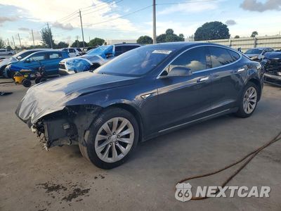2016 TESLA MODEL S 5YJSA1E28GF133820 - główne zdjęcie licytacji z USA - miniatura