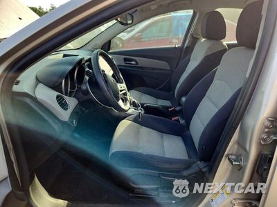 Zdjęcie 7 z 12 samochodu: 2014 CHEVROLET CRUZE LS VIN:1G1PA5SG7E7221802 - miniatura
