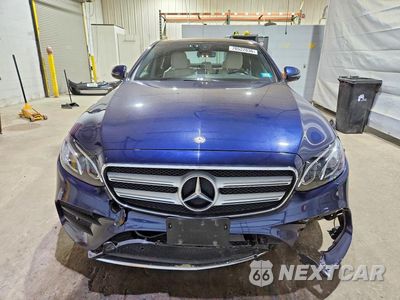 Piąte zdjęcie samochodu w środku: 2017 MERCEDES-BENZ E 300 4MATIC VIN:WDDZF4KB9HA218820 - miniatura