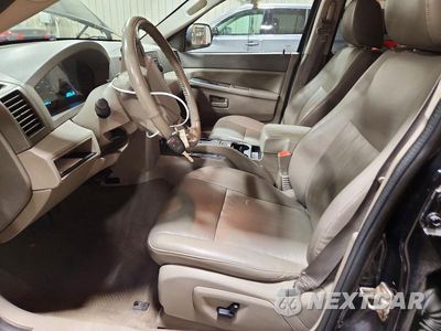 Zdjęcie 7 z 14 samochodu: 2005 JEEP GRAND CHEROKEE LAREDO VIN:1J4HR48N75C725224 - miniatura