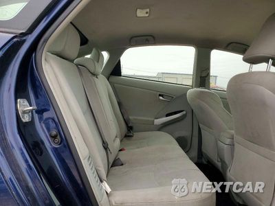 Zdjęcie 10 z 13 samochodu: 2013 TOYOTA PRIUS THREE VIN:JTDKN3DU3D1721258 - miniatura