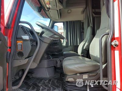 Zdjęcie 7 z 14 samochodu: 2024 VOLVO VNL SEMI TRUCK VIN:4V4NC9EH3RN633600 - miniatura