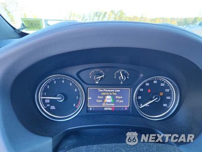 Zdjęcie 9 z 13 samochodu: 2022 BUICK ENCLAVE ESSENCE VIN:5GAEVAKWXNJ100480 - miniatura