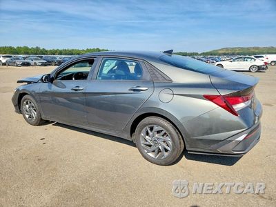 Drugie zdjęcie samochodu z przodu: 2024 HYUNDAI ELANTRA SEL VIN:KMHLM4DG1RU758026 - miniatura