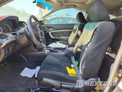 Zdjęcie 7 z 12 samochodu: 2011 HONDA ACCORD EX VIN:1HGCS1B79BA002772 - miniatura