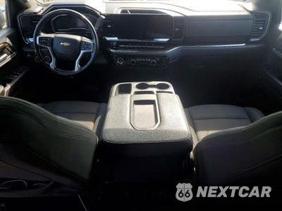 Zdjęcie 8 z 13 samochodu: 2024 CHEVROLET SILVERADO K1500 LT-L VIN:1GCPDKEK8RZ238793 - miniatura