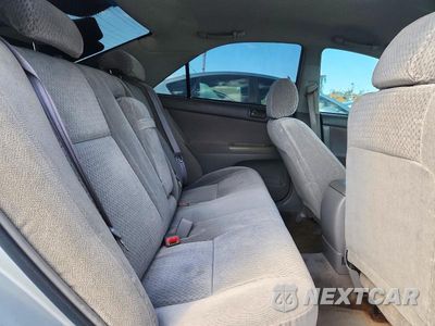 Zdjęcie 10 z 12 samochodu: 2002 TOYOTA CAMRY LE VIN:4T1BE32K92U109591 - miniatura