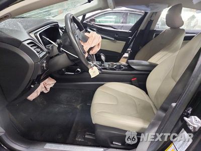 Zdjęcie 7 z 12 samochodu: 2015 FORD FUSION TITANIUM PHEV VIN:3FA6P0SU0FR201109 - miniatura