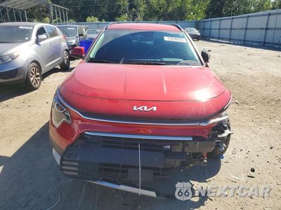 Piąte zdjęcie samochodu w środku: 2024 KIA NIRO EX VIN:KNDCR3LE9R5158011 - miniatura