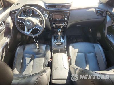Zdjęcie 8 z 13 samochodu: 2019 NISSAN ROGUE SL VIN:5N1AT2MVXKC715488 - miniatura
