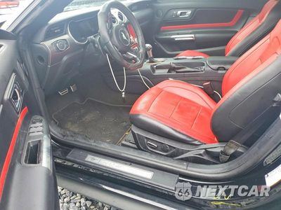Zdjęcie 12 z 13 samochodu: 2018 FORD MUSTANG VIN:1FATP8UH6J5167013 - miniatura