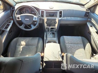 Zdjęcie 8 z 13 samochodu: 2008 JEEP GRAND CHEROKEE LAREDO VIN:1J8GR48K58C102639 - miniatura
