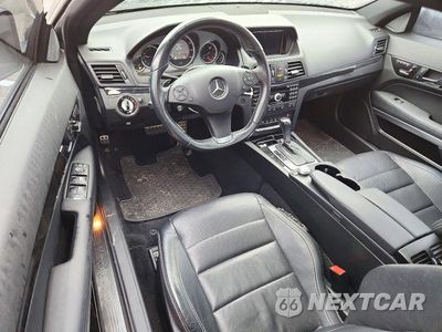 Zdjęcie 8 z 13 samochodu: 2010 MERCEDES-BENZ E 550 VIN:WDDKJ7CBXAF045169 - miniatura