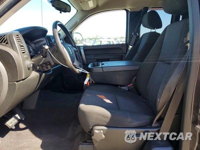 Zdjęcie 7 z 12 samochodu: 2010 CHEVROLET SILVERADO C1500 LT VIN:1GCSCSE08AZ119609 - miniatura