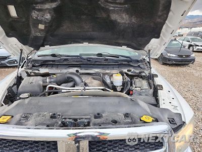 Zdjęcie 11 z 12 samochodu: 2015 RAM 3500 SLT VIN:3C63R3HT4FG704393 - miniatura