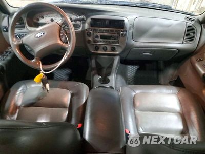 Zdjęcie 8 z 13 samochodu: 2004 FORD EXPLORER SPORT TRAC VIN:1FMDU77K74UB34813 - miniatura