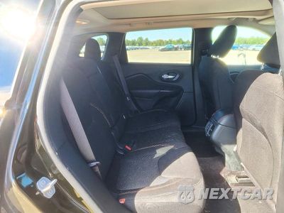 Zdjęcie 11 z 13 samochodu: 2016 JEEP CHEROKEE LATITUDE VIN:1C4PJMCB9GW317198 - miniatura