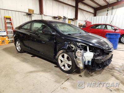 Czwarte zdjęcie samochodu z boku: 2013 HYUNDAI ELANTRA COUPE GS VIN:KMHDH6AE1DU023370 - miniatura