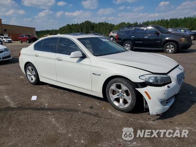 Czwarte zdjęcie samochodu z boku: 2012 BMW 528 I VIN:WBAXG5C56CDY30085 - miniatura