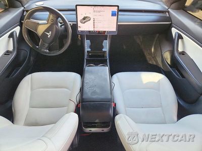 Zdjęcie 8 z 13 samochodu: 2019 TESLA MODEL 3 VIN:5YJ3E1EA5KF313085 - miniatura