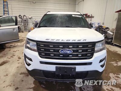 Piąte zdjęcie samochodu w środku: 2017 FORD EXPLORER XLT VIN:1FM5K8D88HGC54553 - miniatura