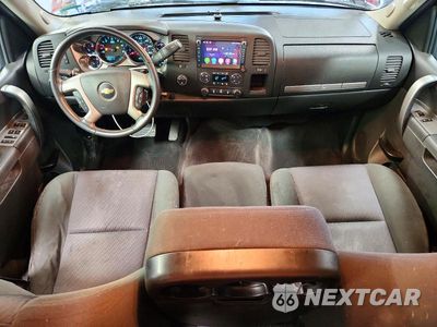 Zdjęcie 8 z 12 samochodu: 2013 CHEVROLET SILVERADO K1500 LT VIN:1GCRKSE77DZ125047 - miniatura