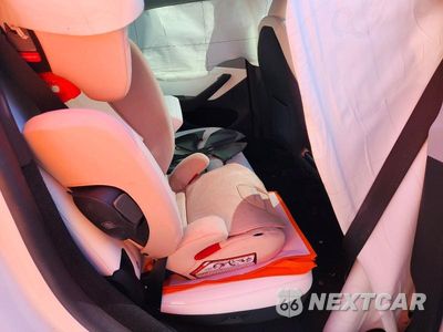 Zdjęcie 11 z 13 samochodu: 2026 TESLA MODEL Y VIN:7SAYGDED2TF442207 - miniatura