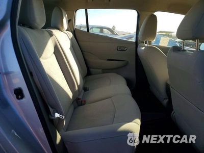 Zdjęcie 10 z 12 samochodu: 2011 NISSAN LEAF SV VIN:JN1AZ0CP7BT009690 - miniatura