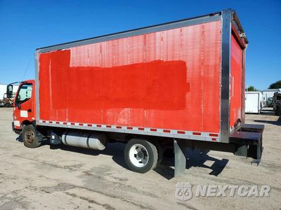 Drugie zdjęcie samochodu z przodu: 2017 HINO 195 BOX TRUCK VIN:JHHSDM2HXHK005551 - miniatura