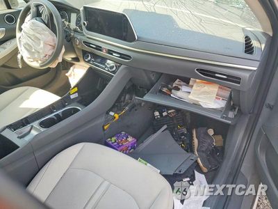 Zdjęcie 8 z 12 samochodu: 2023 HYUNDAI SONATA SEL VIN:KMHL64JA6PA301530 - miniatura