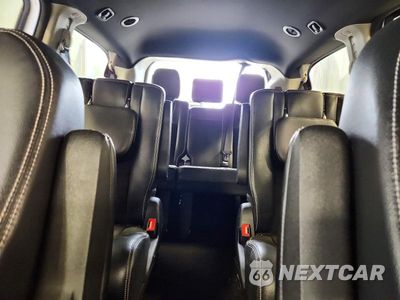 Zdjęcie 10 z 13 samochodu: 2017 DODGE GRAND CARAVAN SXT VIN:2C4RDGCG8HR677229 - miniatura