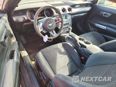 Zdjęcie 8 z 12 samochodu: 2015 FORD MUSTANG VIN:1FA6P8AM3F5379910 - miniatura