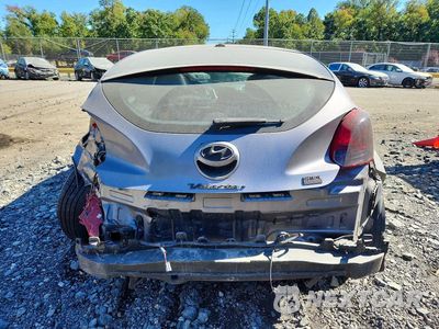Zdjęcie 6 z 13 samochodu: 2012 HYUNDAI VELOSTER BASE VIN:KMHTC6ADXCU084488 - miniatura