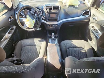 Zdjęcie 8 z 13 samochodu: 2018 DODGE JOURNEY SE VIN:3C4PDCAB4JT183654 - miniatura