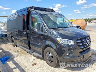 Czwarte zdjęcie samochodu z boku: 2026 MERCEDES-BENZ SPRINTER 3500 VIN:W1X8ND3Y0RP681729 - miniatura