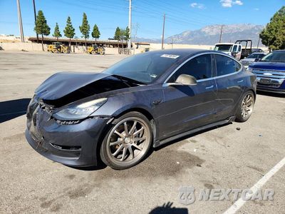 2018 TESLA MODEL 3 5YJ3E1EA9JF018909 - główne zdjęcie licytacji z USA - miniatura