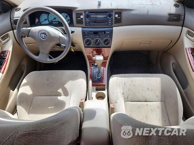 Zdjęcie 8 z 13 samochodu: 2003 TOYOTA COROLLA LE VIN:JTDBR32E730026673 - miniatura