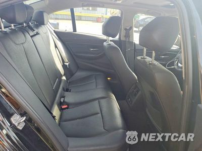 Zdjęcie 10 z 12 samochodu: 2015 BMW 328 XI VIN:WBA3B3G56FNT68654 - miniatura