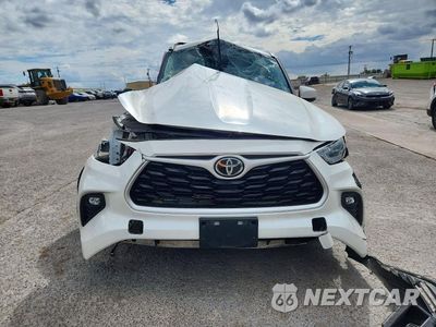 Piąte zdjęcie samochodu w środku: 2020 TOYOTA HIGHLANDER XLE VIN:5TDHZRBH1LS030769 - miniatura