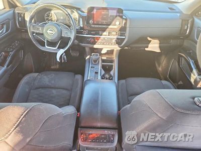 Zdjęcie 8 z 14 samochodu: 2022 NISSAN PATHFINDER SV VIN:5N1DR3BA5NC239432 - miniatura