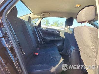 Zdjęcie 10 z 12 samochodu: 2017 NISSAN SENTRA S VIN:3N1AB7APXHY228790 - miniatura