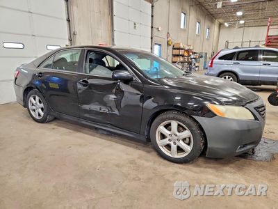 Czwarte zdjęcie samochodu z boku: 2007 TOYOTA CAMRY SE VIN:4T1BE46K77U019993 - miniatura