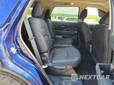 Zdjęcie 11 z 13 samochodu: 2022 NISSAN PATHFINDER SV VIN:5N1DR3BD0NC219776 - miniatura