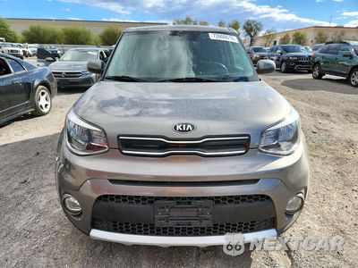 Piąte zdjęcie samochodu w środku: 2018 KIA SOUL + VIN:KNDJP3A55J7616524 - miniatura